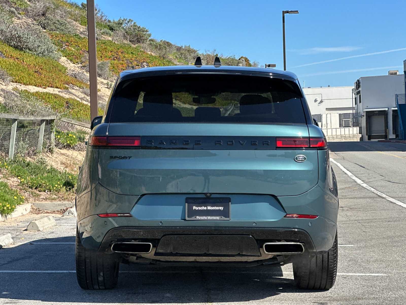 Thumbnail: 2023 Land Rover Range Rover Sport - 8