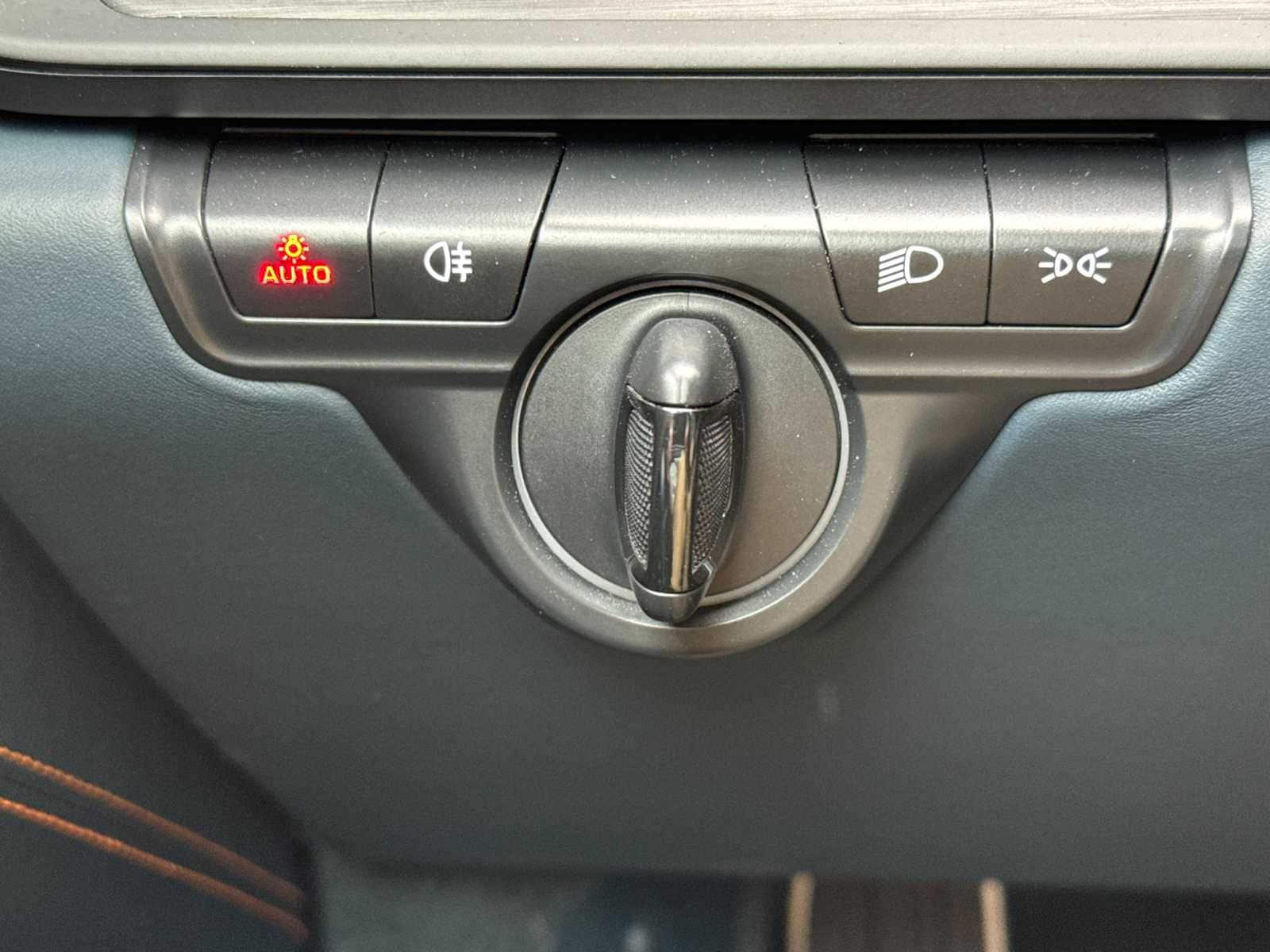 Thumbnail: 2023 Porsche 911 - 26