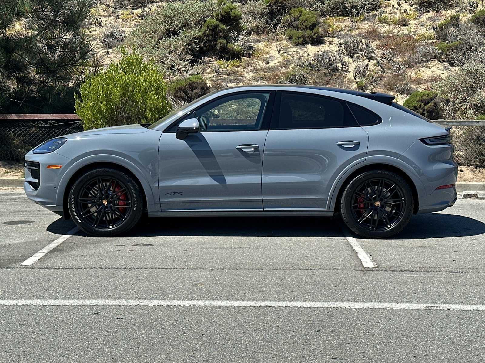 Thumbnail: 2025 Porsche  - 2