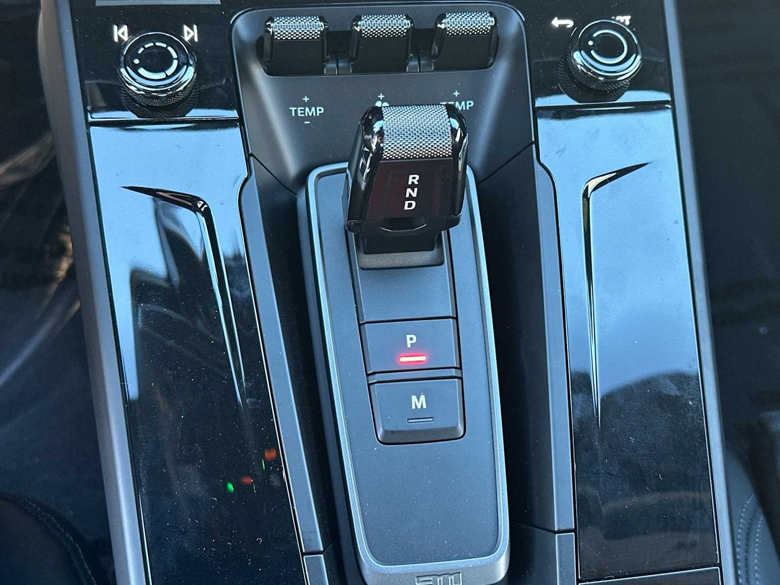 Thumbnail: 2026 Porsche 911 - 22