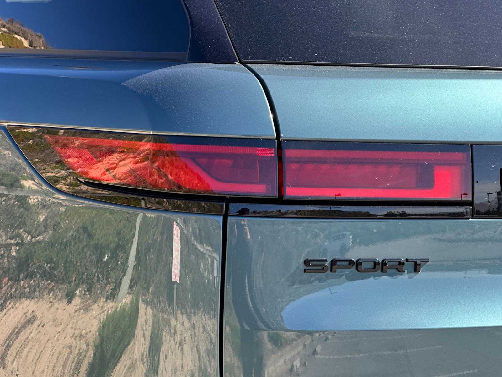 Thumbnail: 2023 Land Rover Range Rover Sport - 28