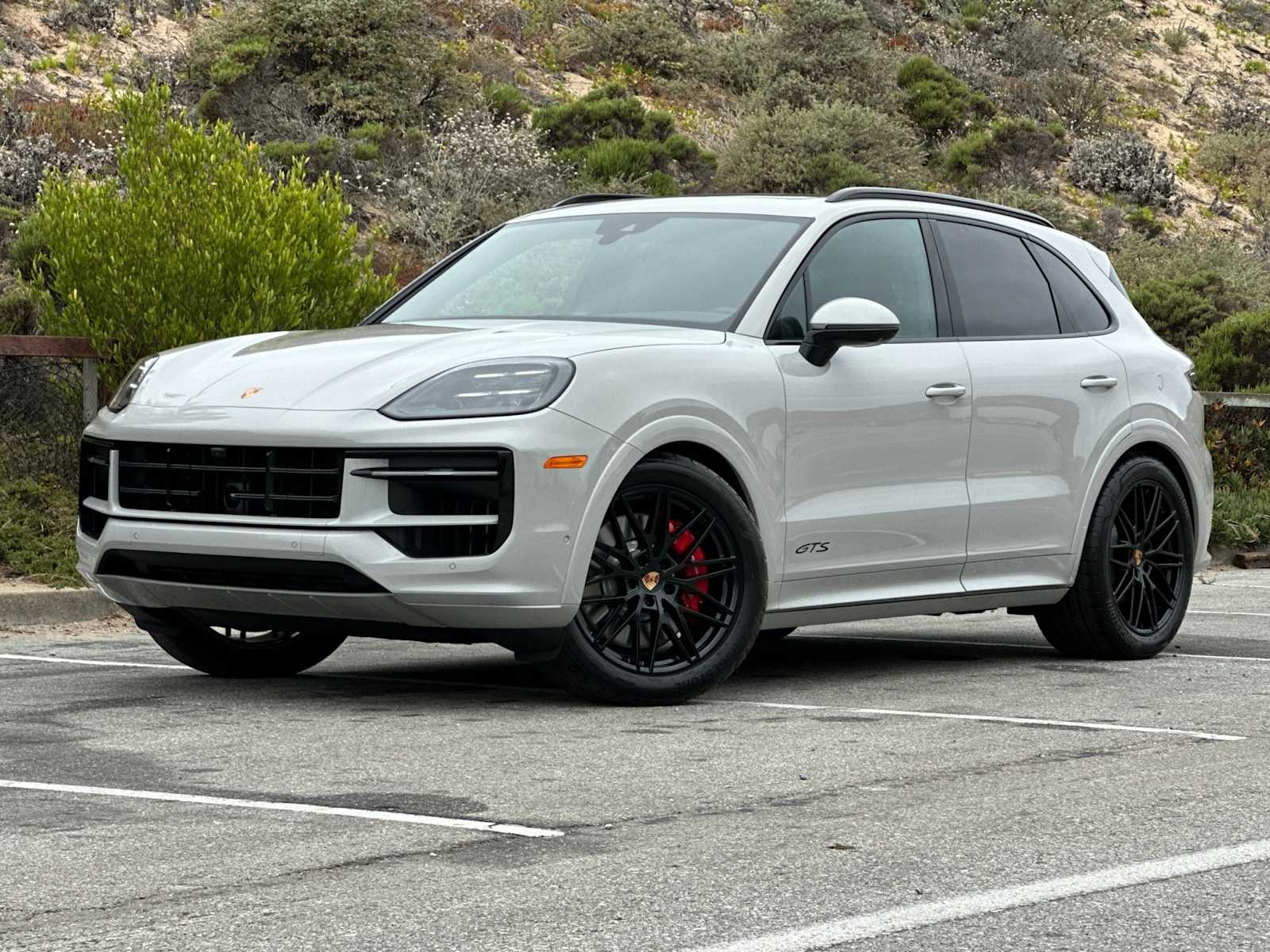 Thumbnail: 2025 Porsche Cayenne - 1