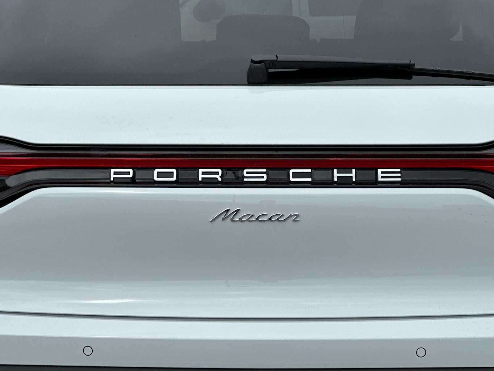 Thumbnail: 2025 Porsche Macan - 27