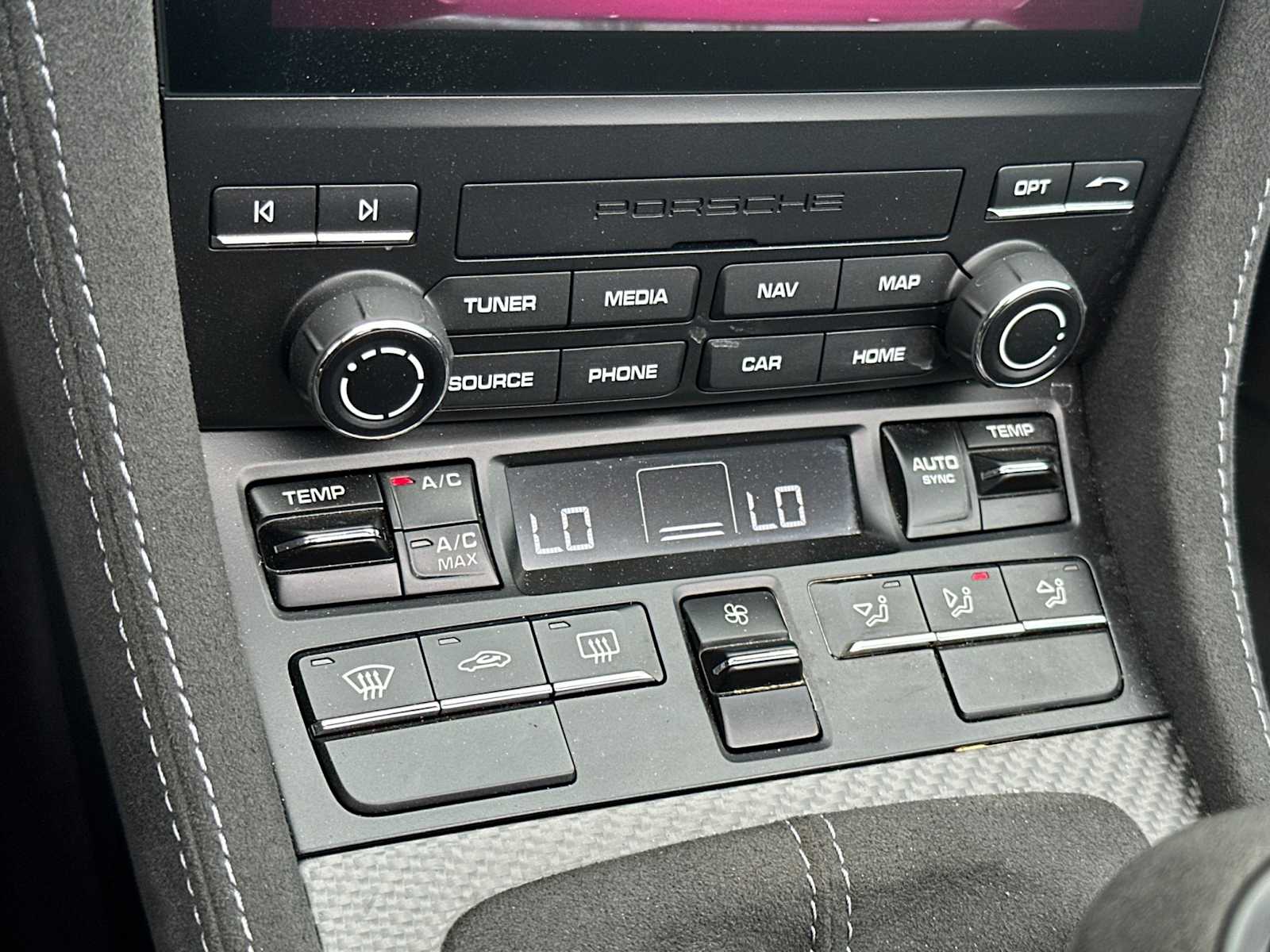 Thumbnail: 2024 Porsche  - 18