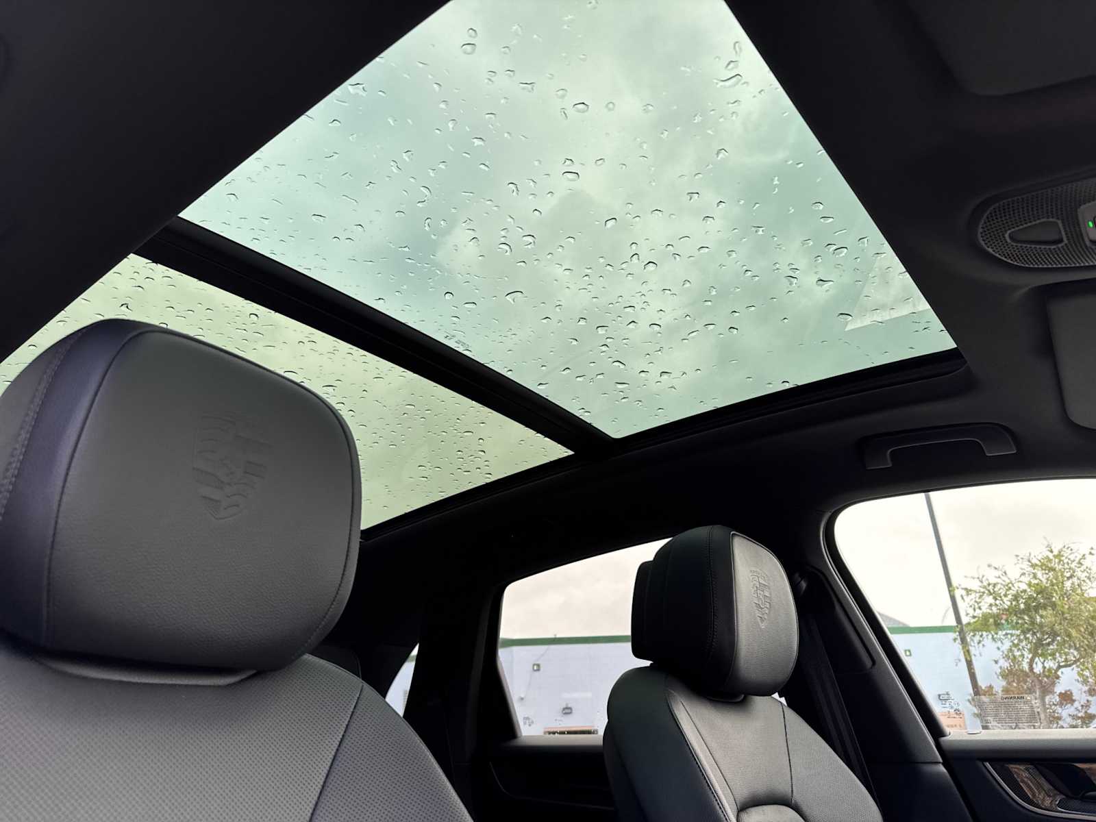 Thumbnail: 2026 Porsche Cayenne - 18