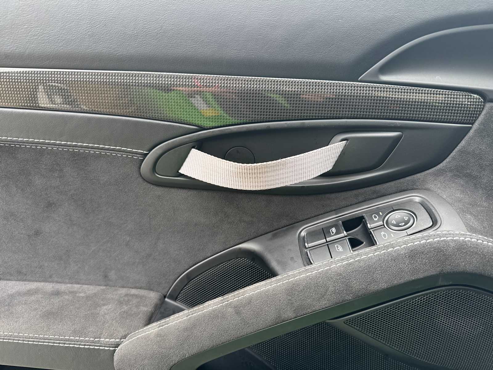 Thumbnail: 2019 Porsche 911 - 12