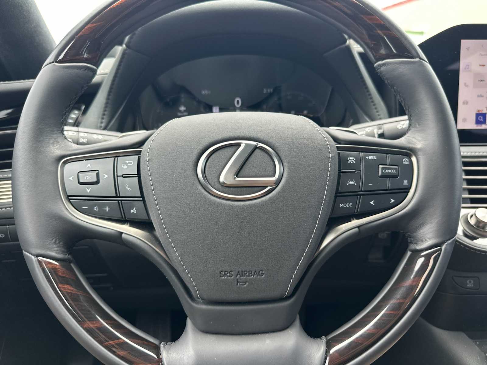 Thumbnail: 2024 Lexus LS - 22