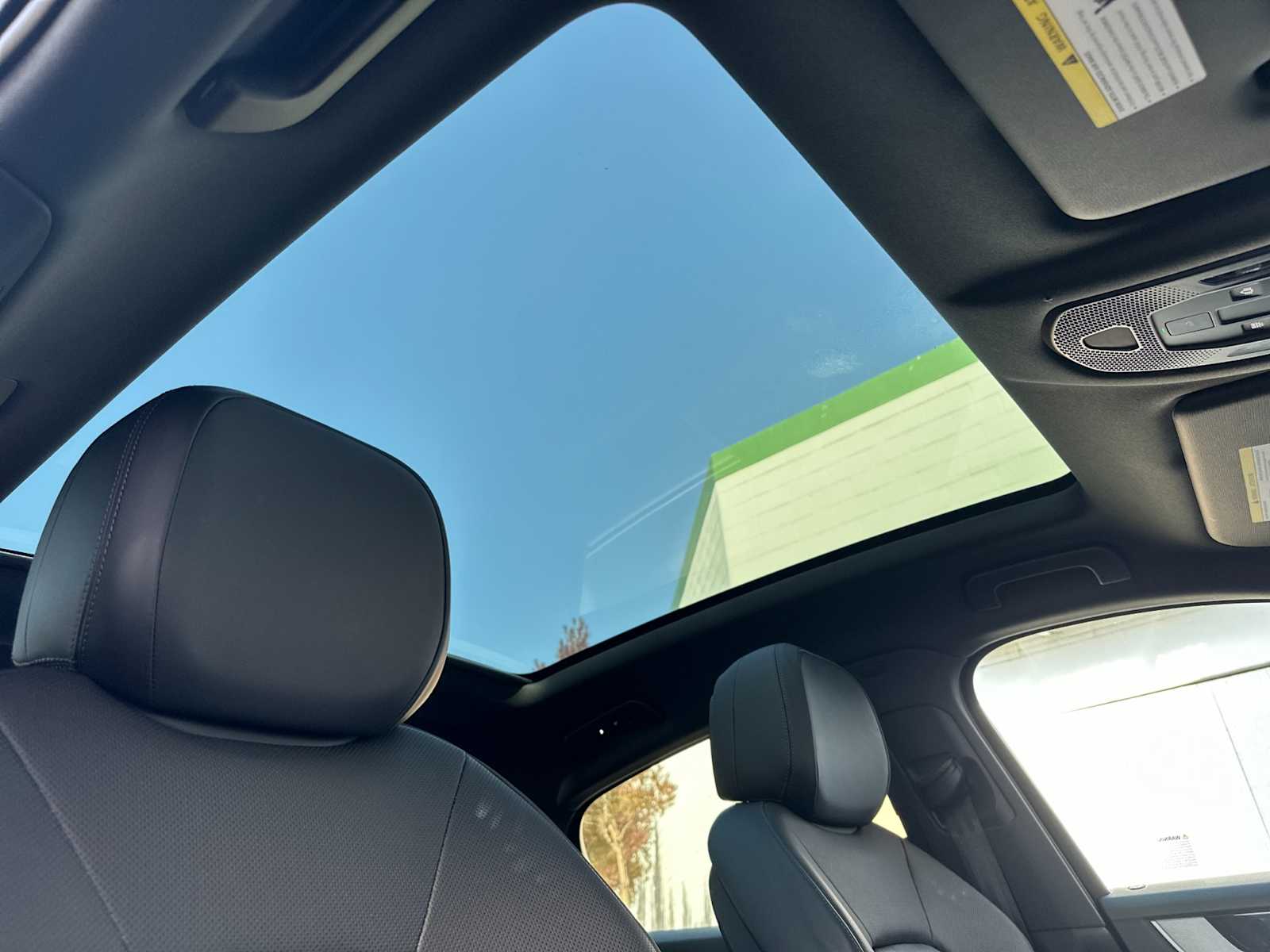 Thumbnail: 2025 Porsche  - 18