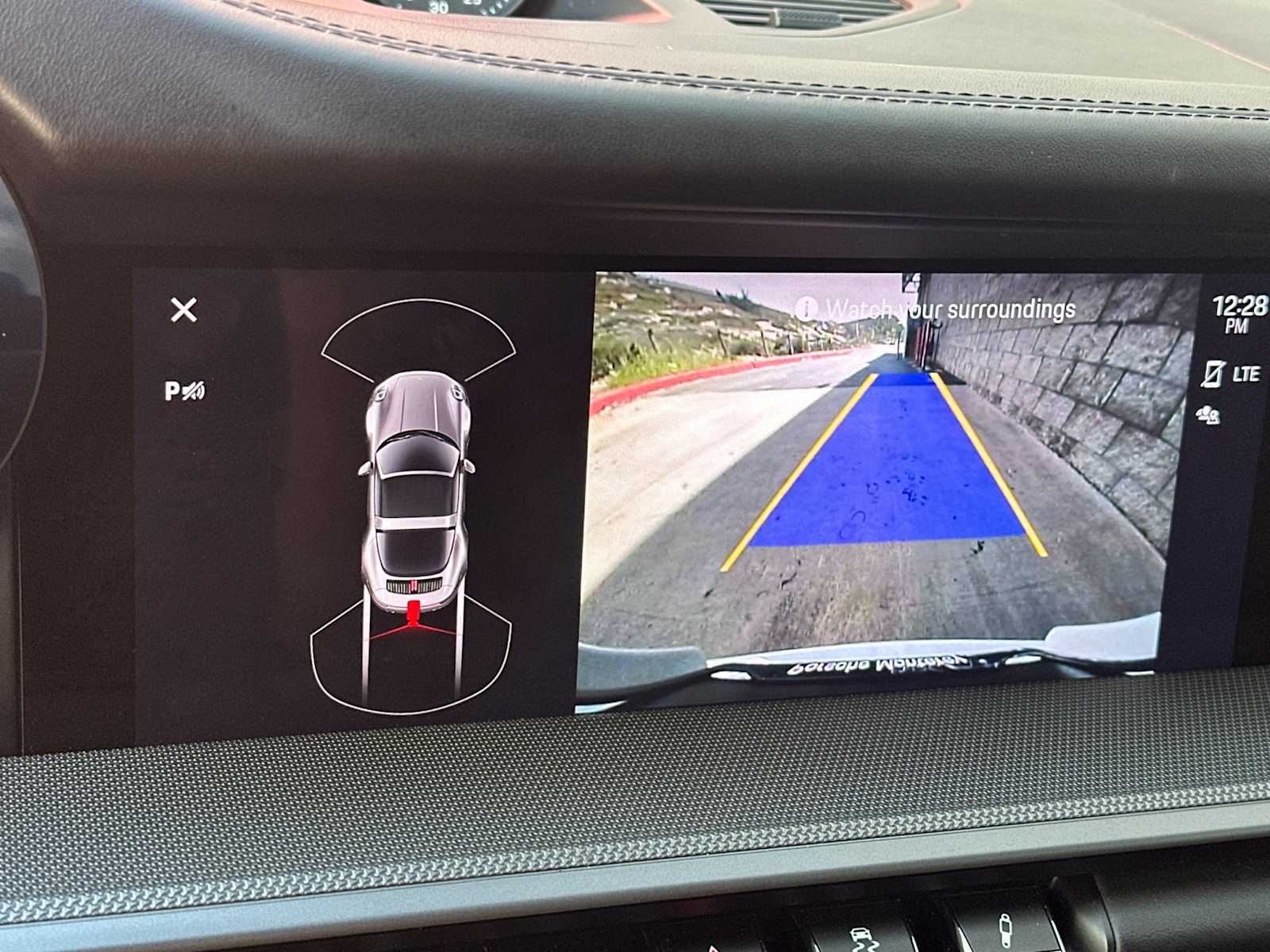 Thumbnail: 2022 Porsche 911 - 21