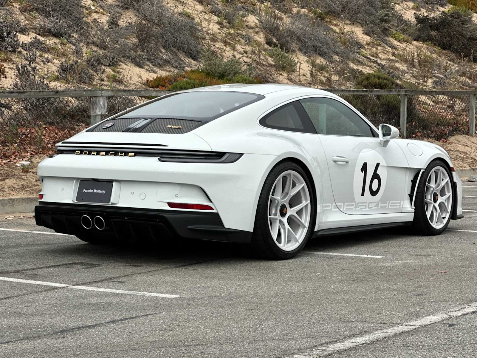 Thumbnail: 2024 Porsche 911 - 6