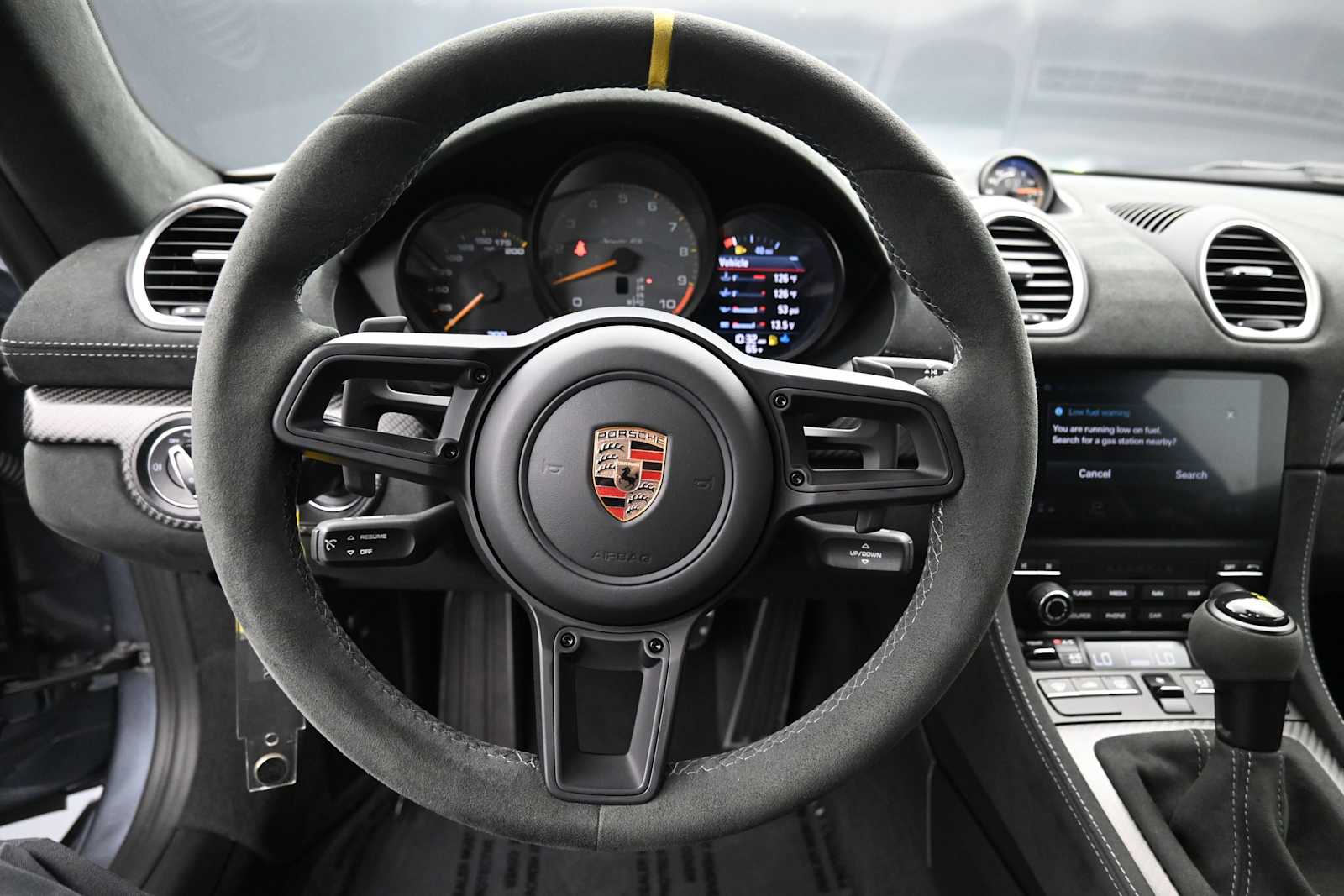 Thumbnail: 2025 Porsche  - 6