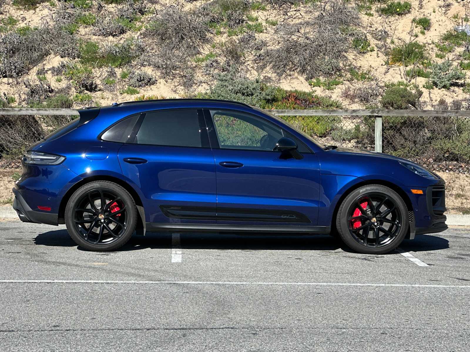 Thumbnail: 2023 Porsche Macan - 9