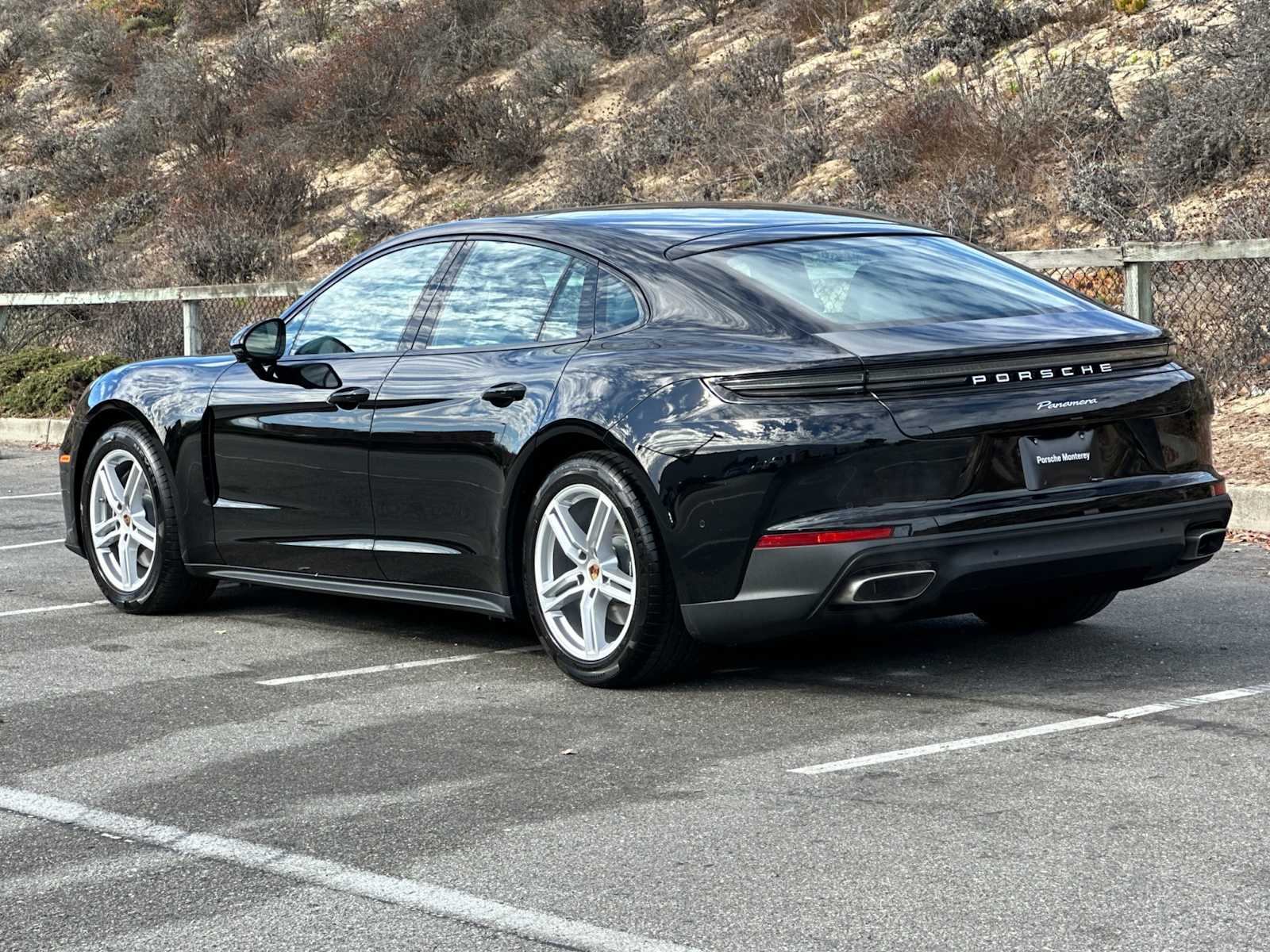 Thumbnail: 2025 Porsche Panamera - 3