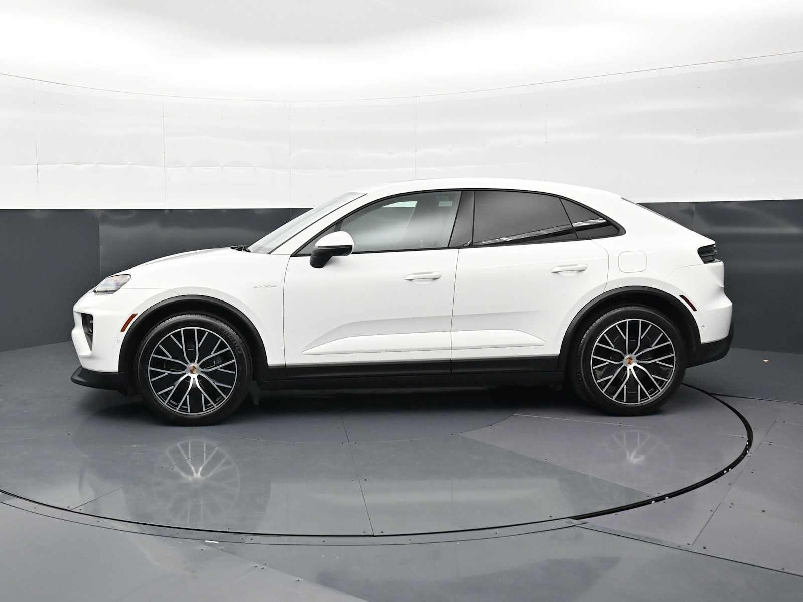 Certified 2025 Porsche Macan Base with VIN WP1AD2XA0SL076205 for sale in Seaside, CA