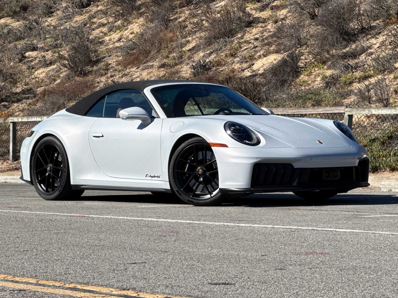 Thumbnail: 2025 Porsche 911 - 10