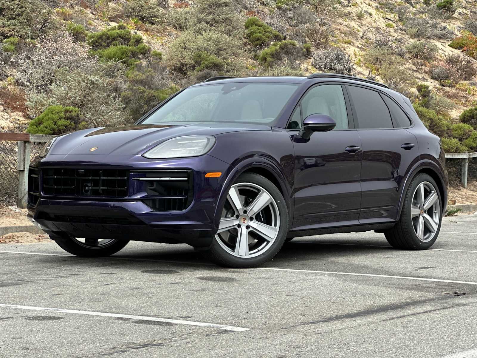 Thumbnail: 2025 Porsche Cayenne - 1