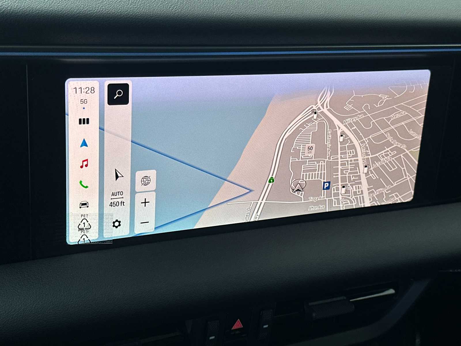 Thumbnail: 2025 Porsche Macan - 20