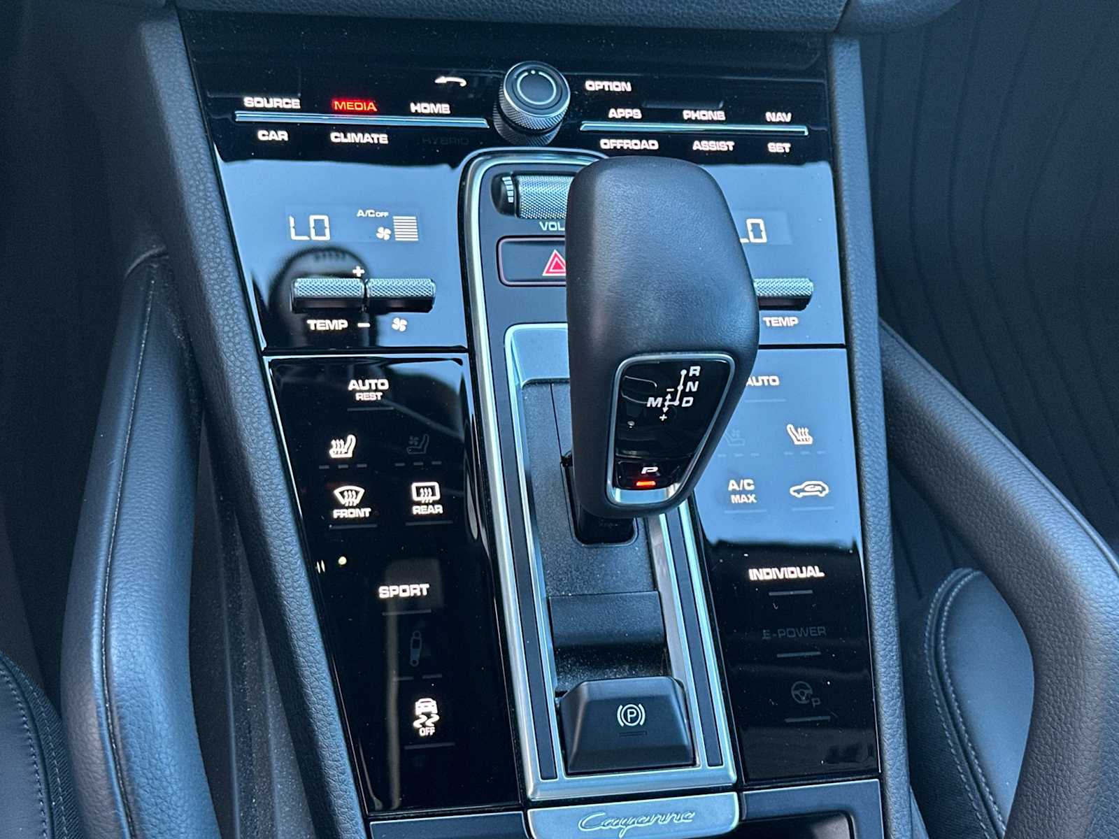 Thumbnail: 2019 Porsche Cayenne - 22