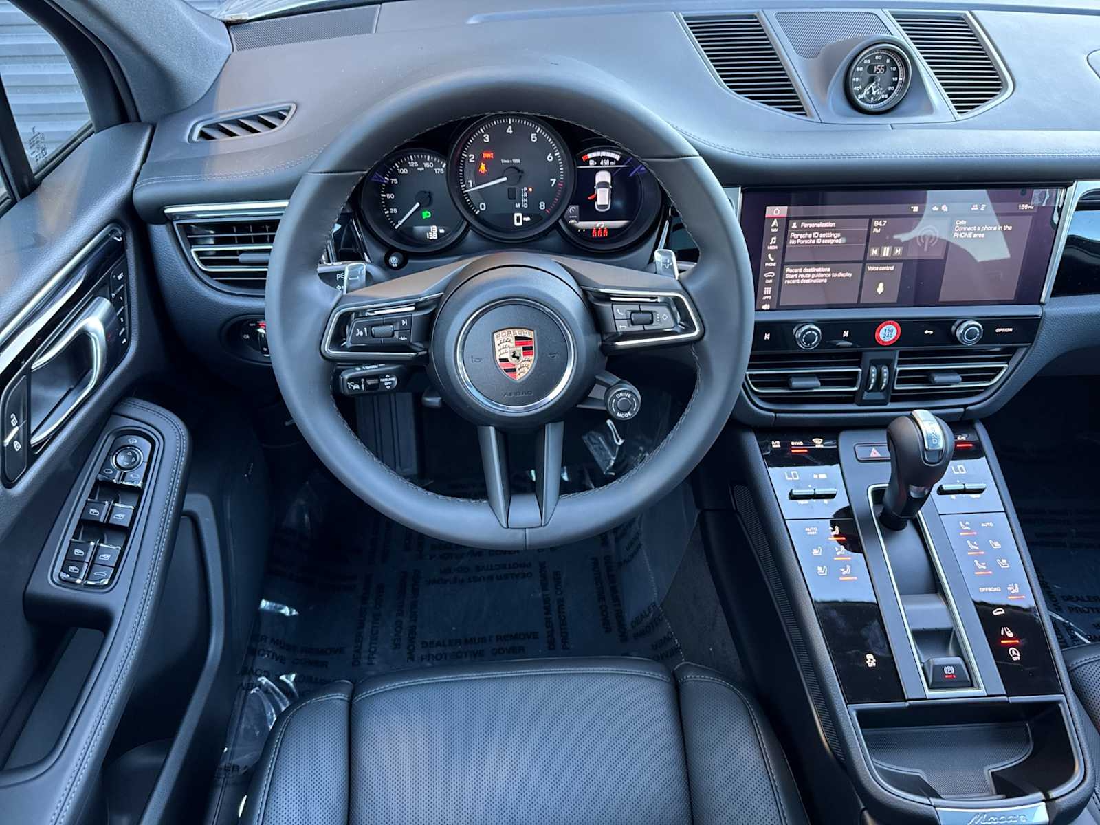 Thumbnail: 2026 Porsche Macan - 15