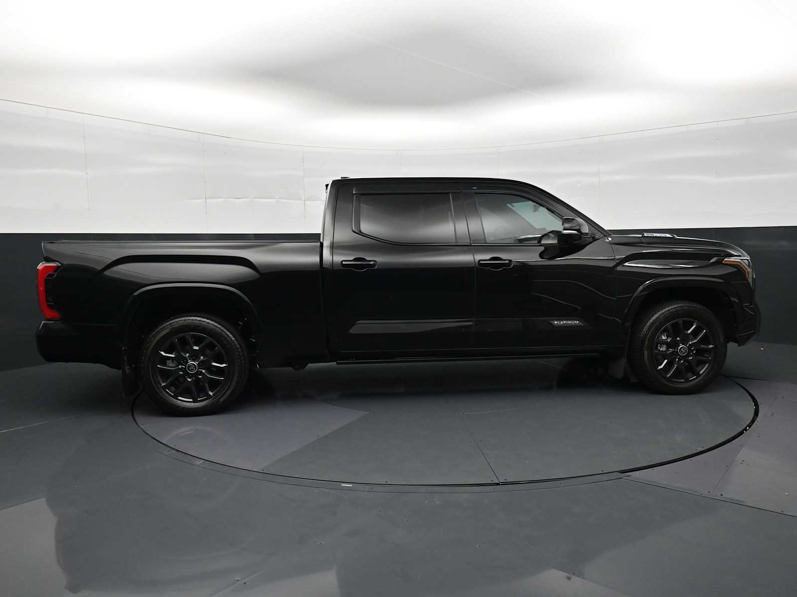 Thumbnail: 2024 Toyota Tundra - 25