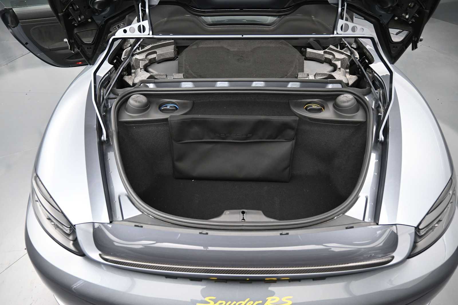 Thumbnail: 2025 Porsche  - 16