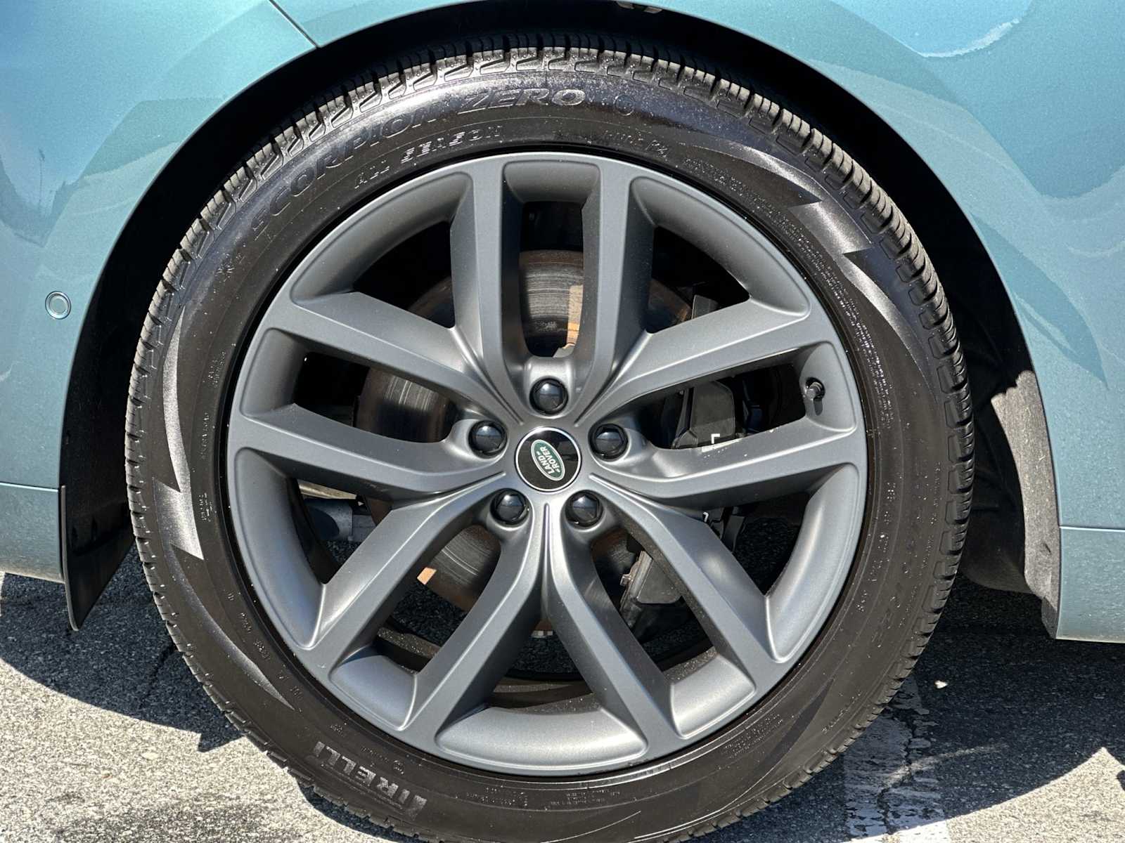 Thumbnail: 2023 Land Rover Range Rover Sport - 27