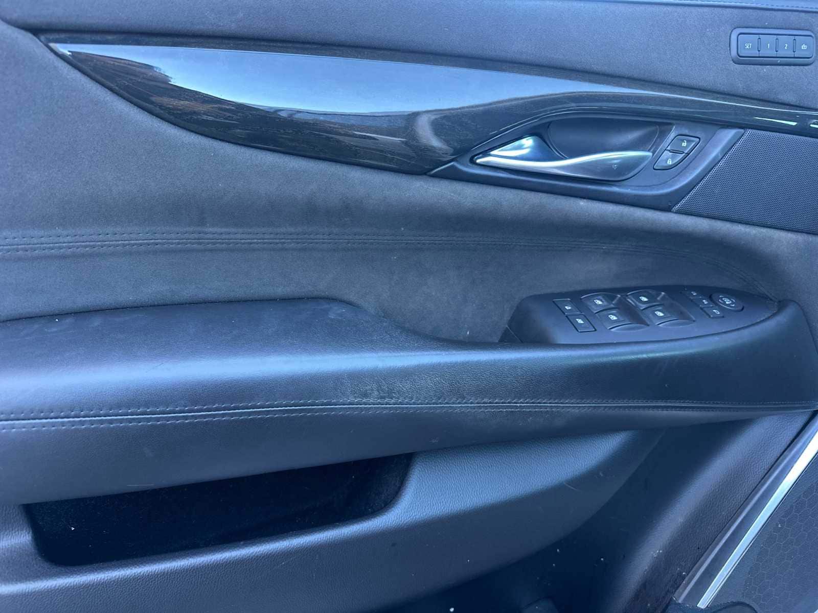 Thumbnail: 2019 Cadillac Escalade - 12