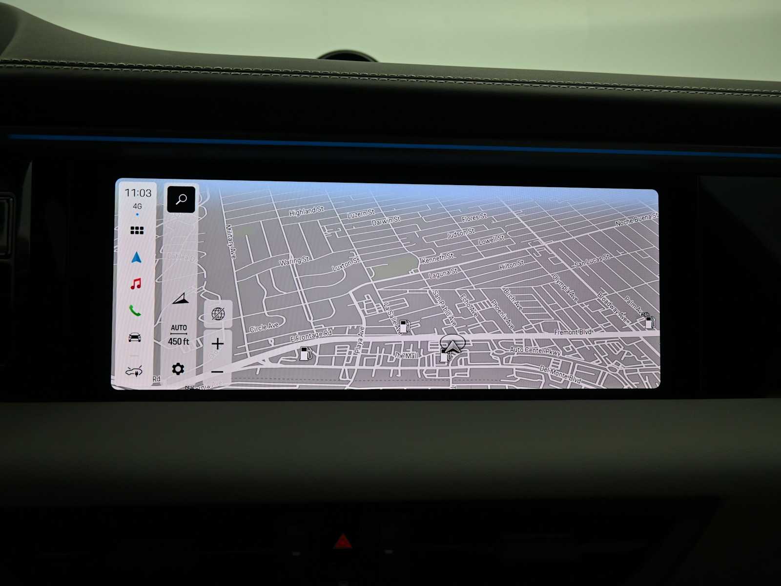 Thumbnail: 2025 Porsche Macan - 14