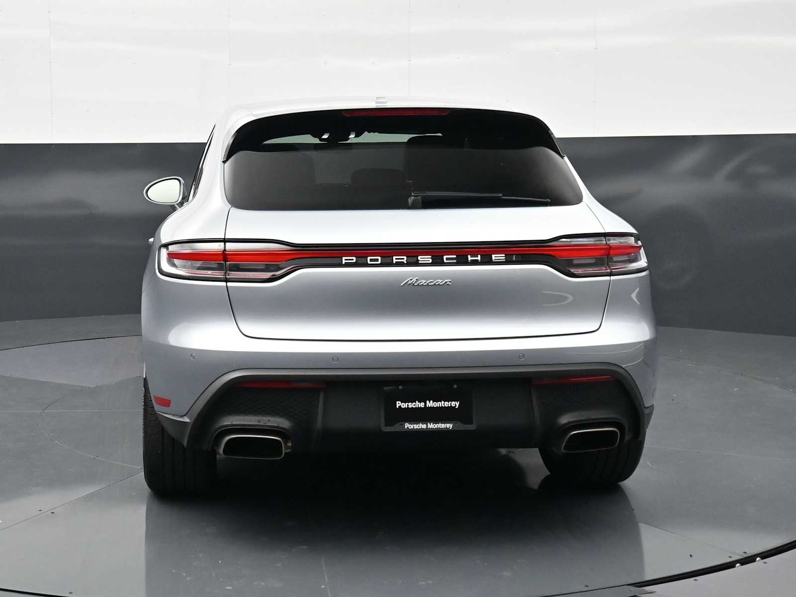 Thumbnail: 2025 Porsche Macan - 23