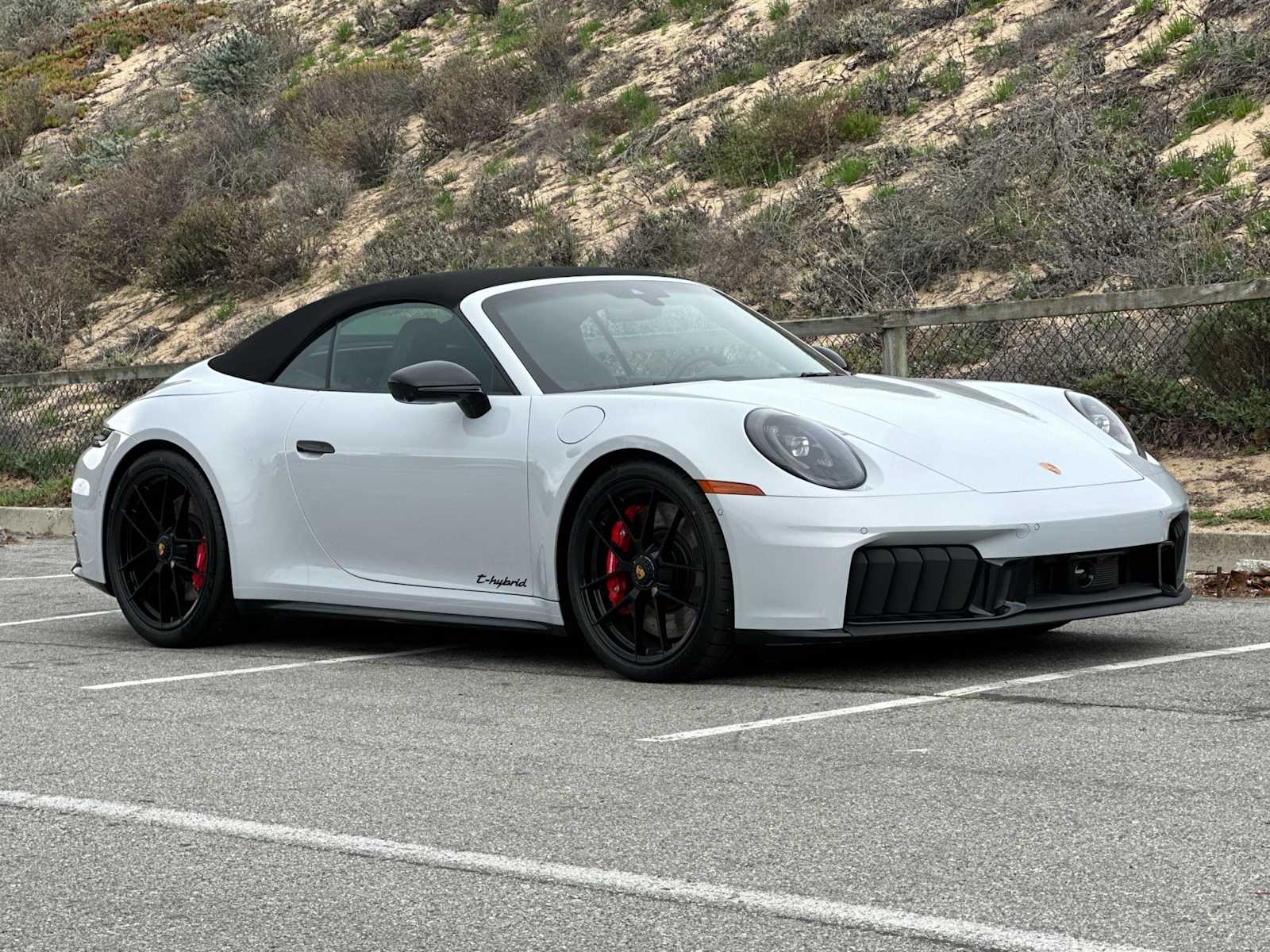Thumbnail: 2026 Porsche 911 - 10