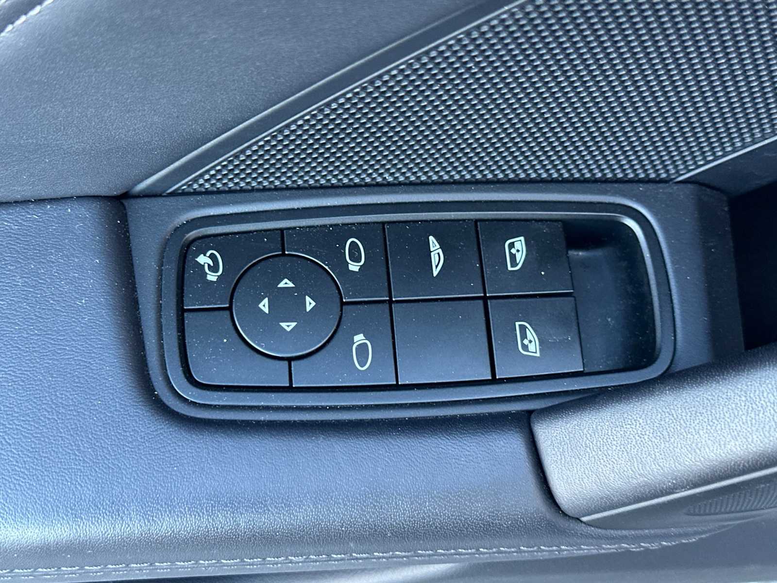 Thumbnail: 2023 Porsche 911 - 16