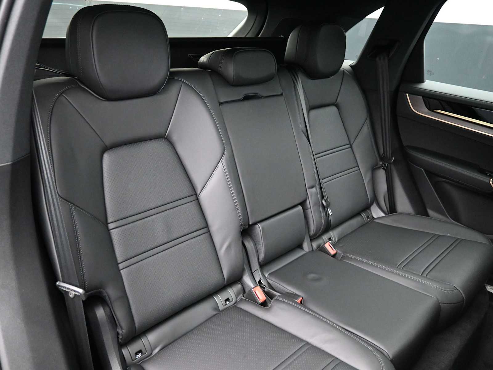 Thumbnail: 2026 Porsche Cayenne - 22