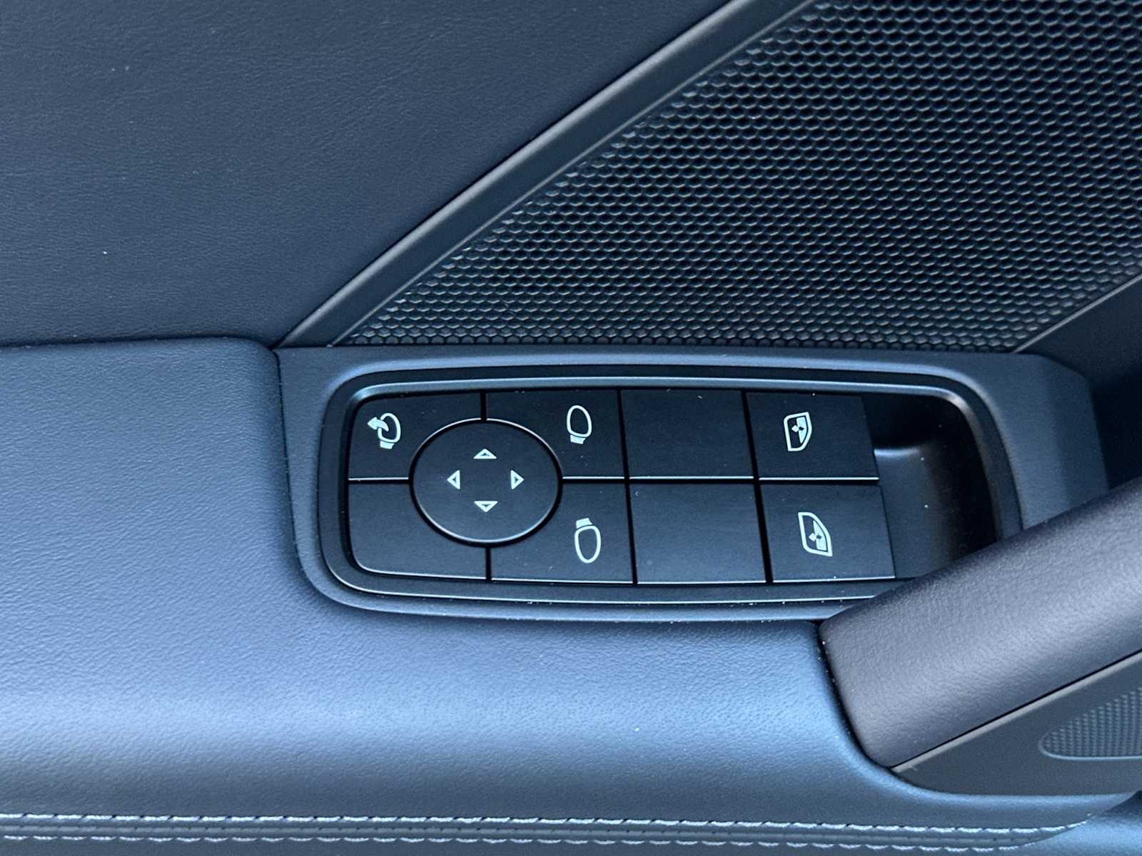 Thumbnail: 2024 Porsche 911 - 13