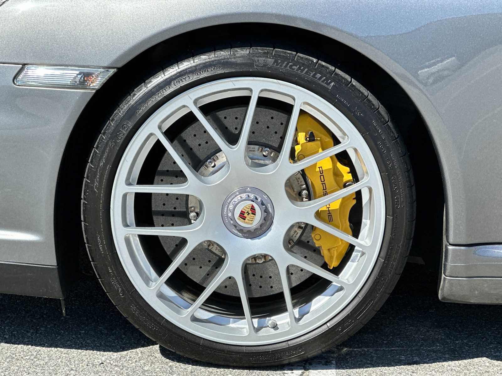 Thumbnail: 2013 Porsche 911 - 23