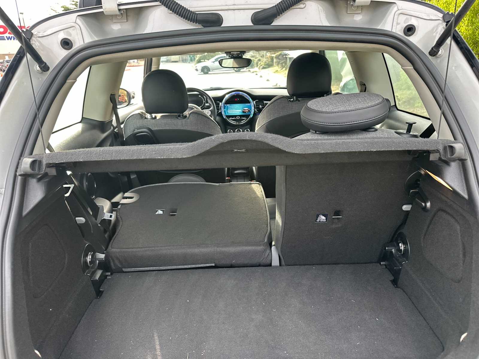 Thumbnail: 2023 MINI Cooper Hardtop - 16