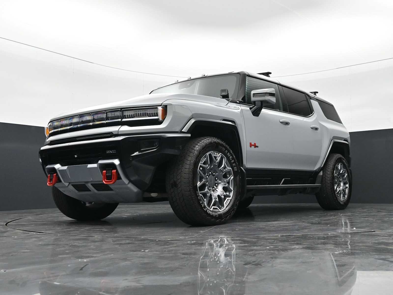 Thumbnail: 2024 GMC Hummer EV - 40