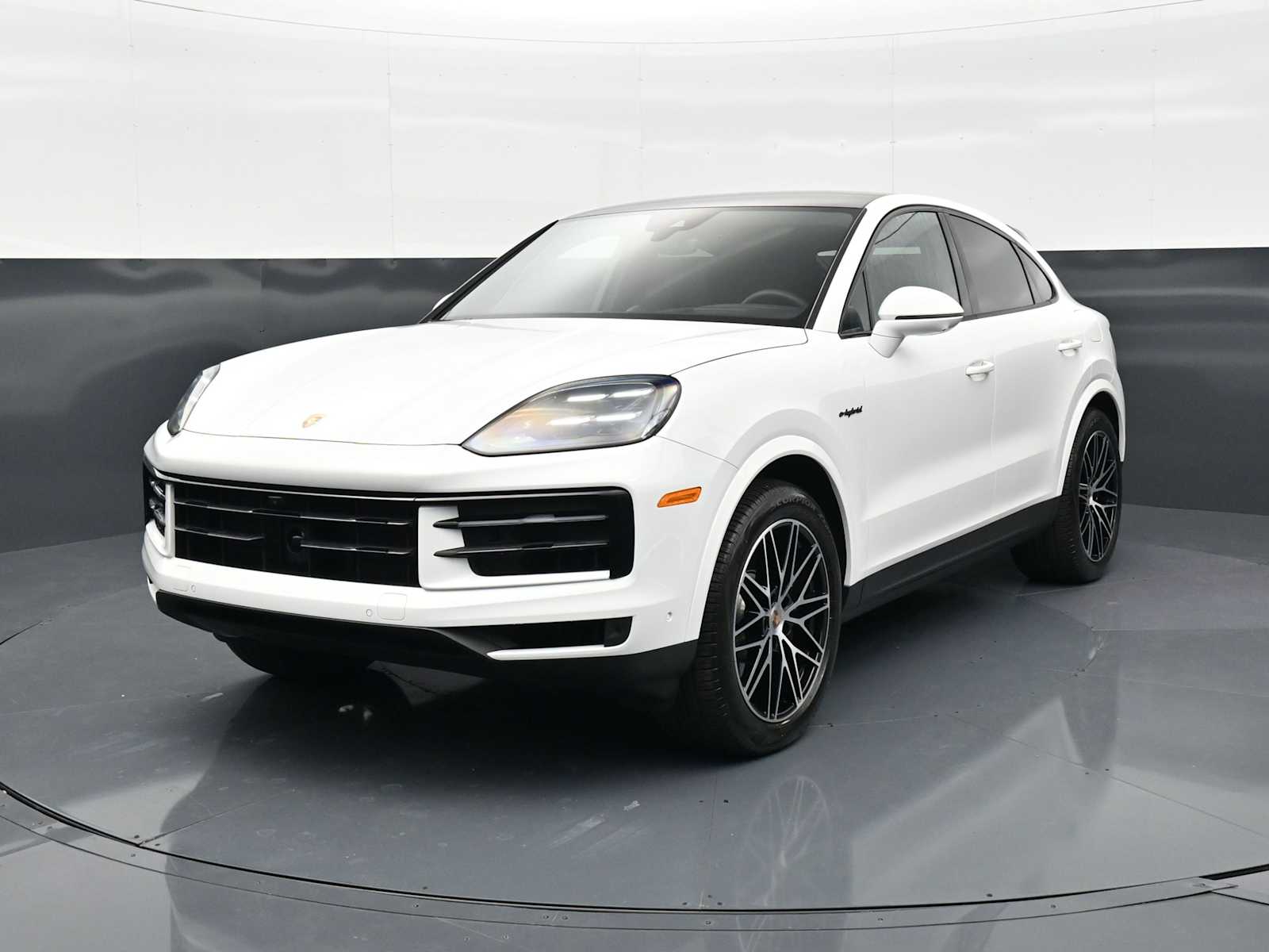Thumbnail: 2025 Porsche  - 1