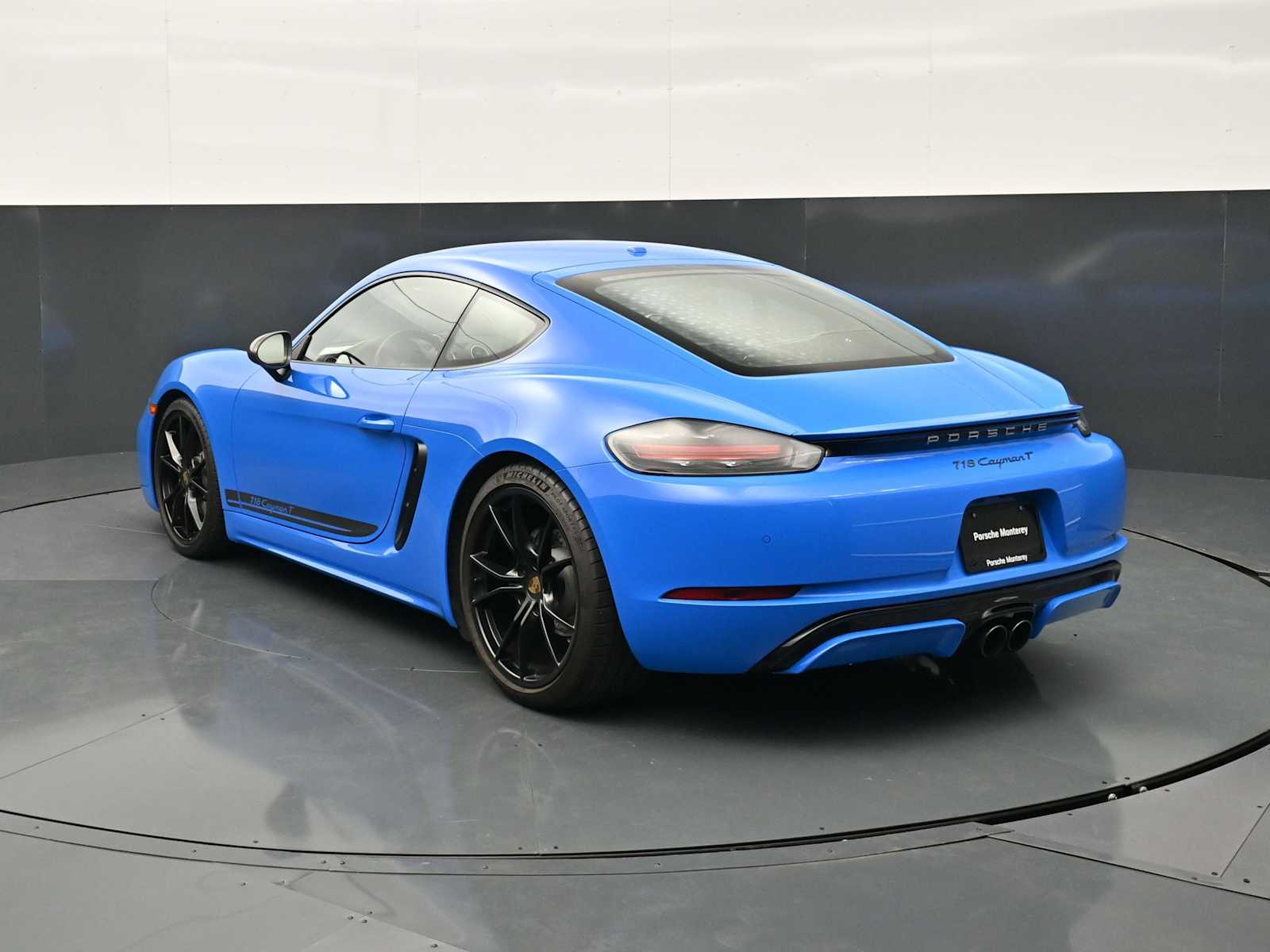 Thumbnail: 2022 Porsche 718 Cayman - 3