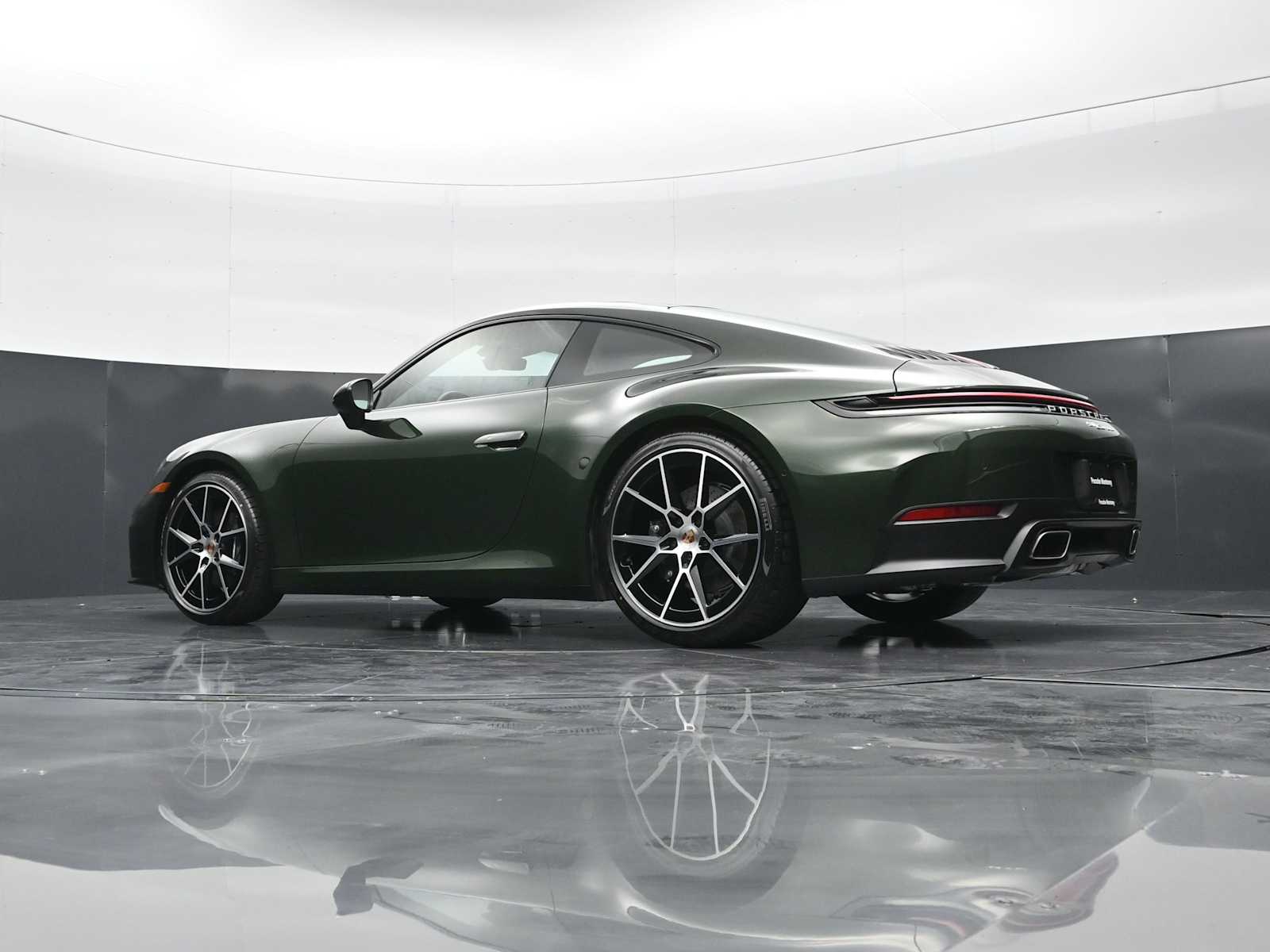 Thumbnail: 2026 Porsche 911 - 36