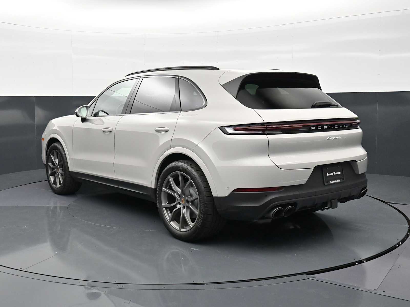 Thumbnail: 2025 Porsche Cayenne - 3
