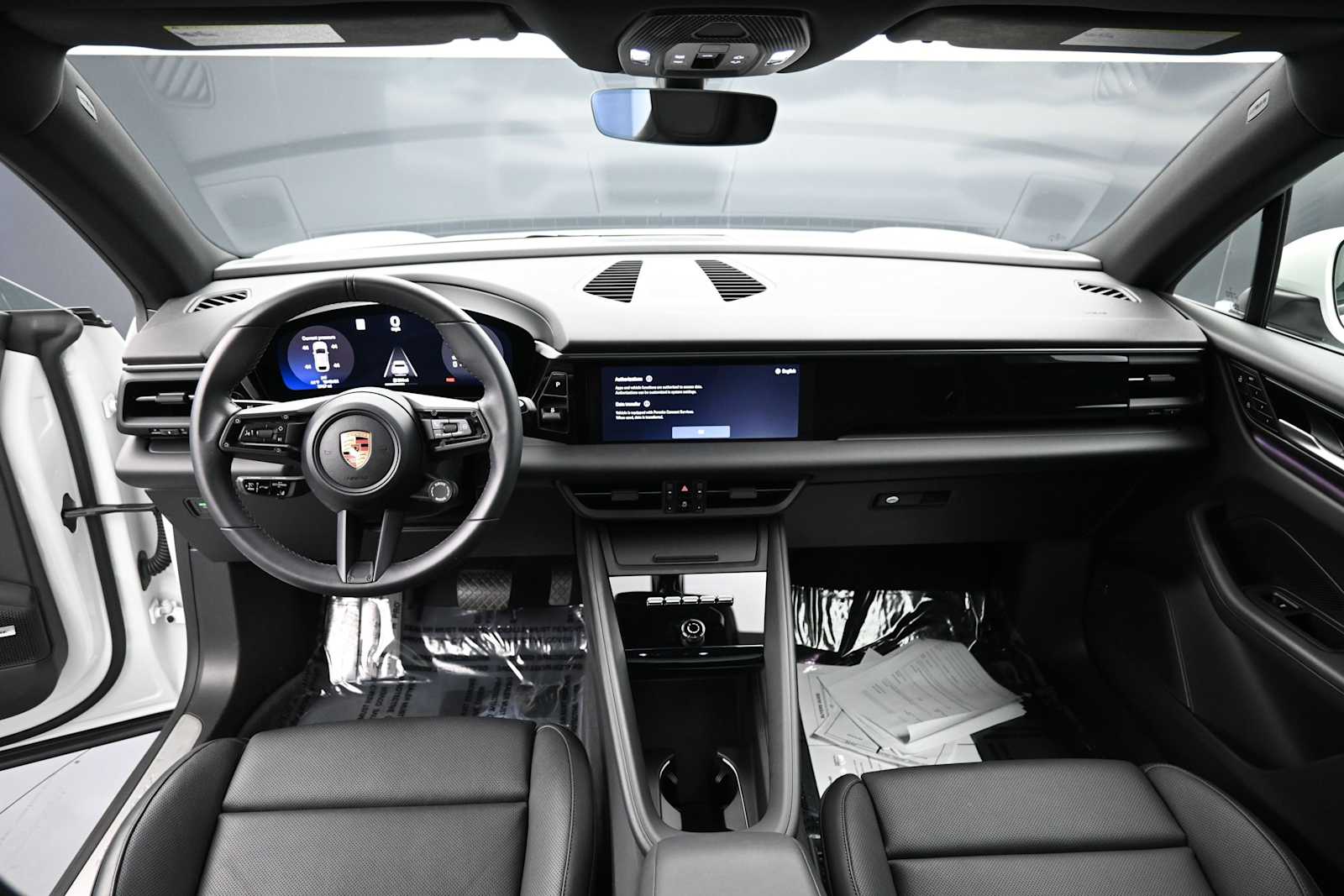Thumbnail: 2025 Porsche Macan - 5