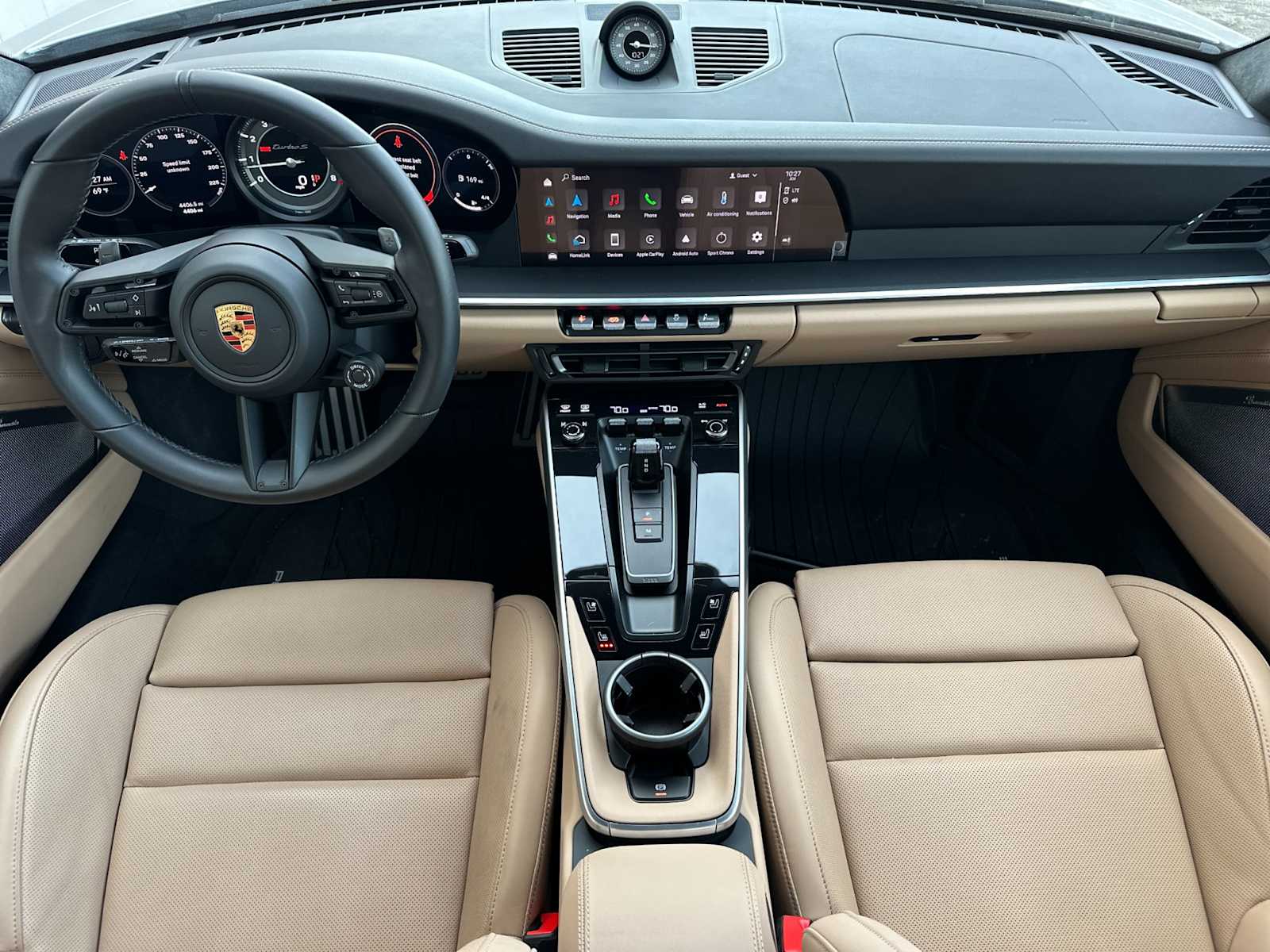 Thumbnail: 2024 Porsche 911 - 6