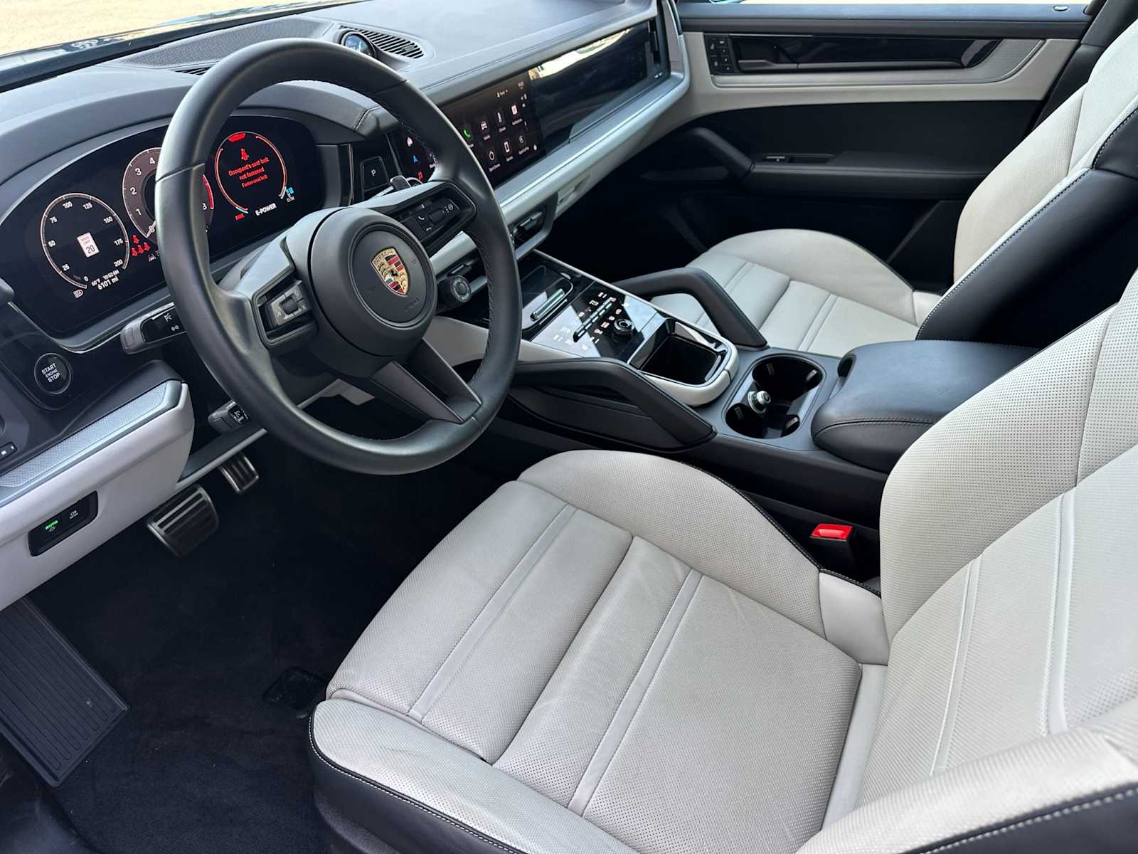 Thumbnail: 2024 Porsche Cayenne - 4