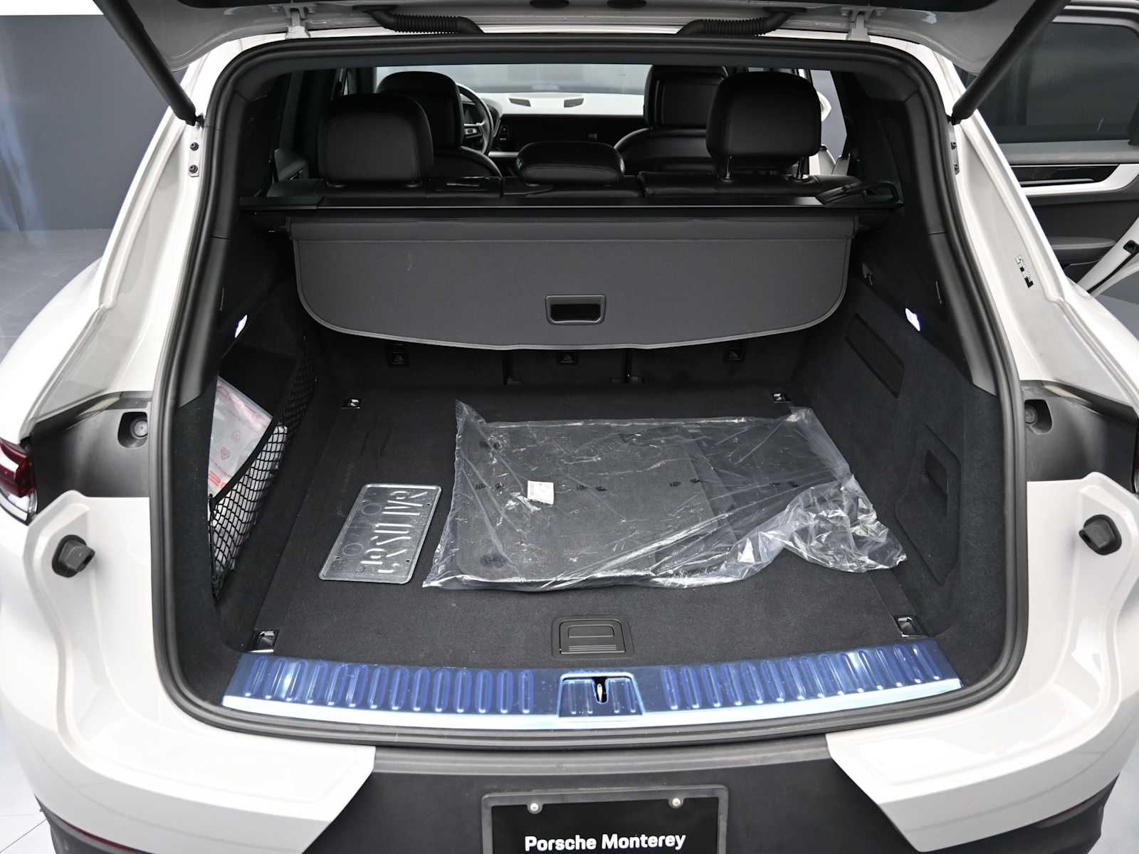 Thumbnail: 2025 Porsche Cayenne - 19