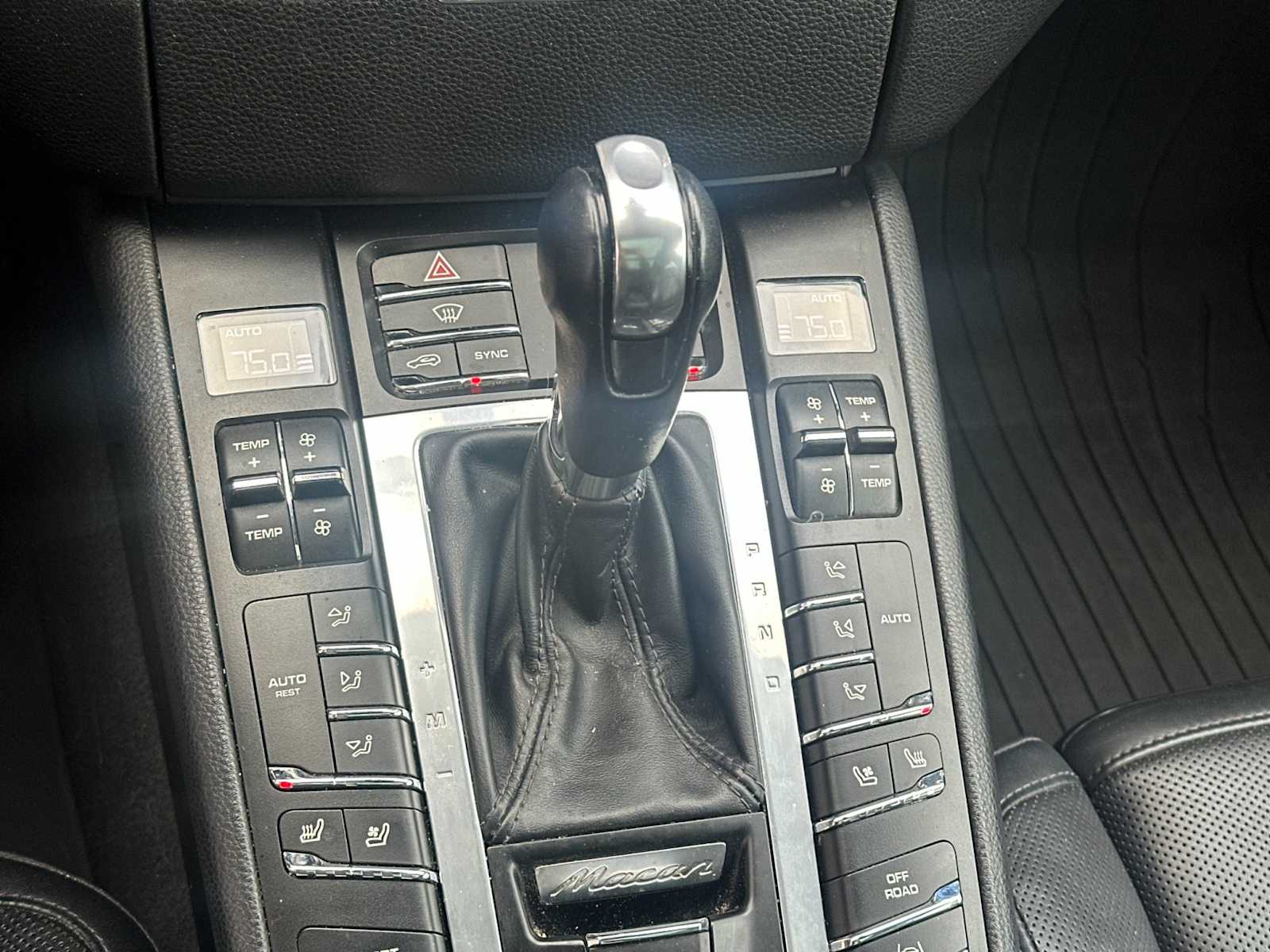 Thumbnail: 2018 Porsche Macan - 23