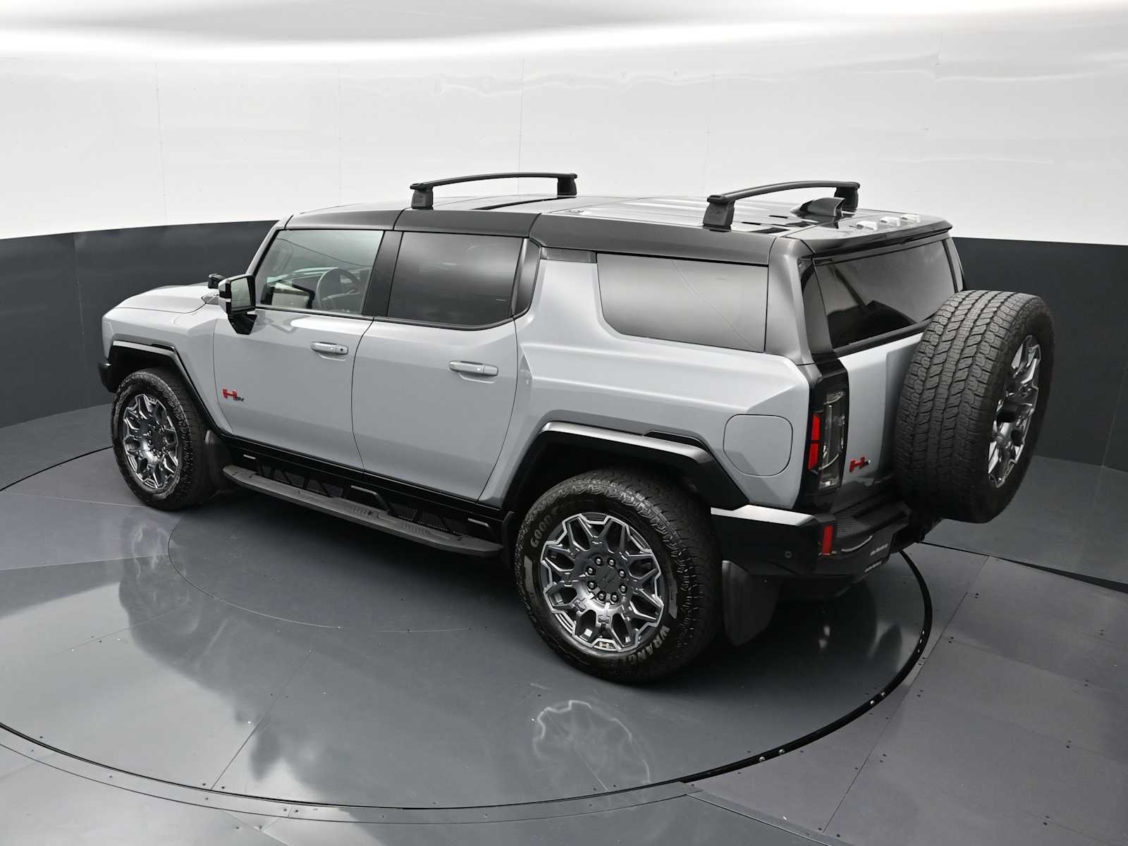 Thumbnail: 2024 GMC Hummer EV - 33