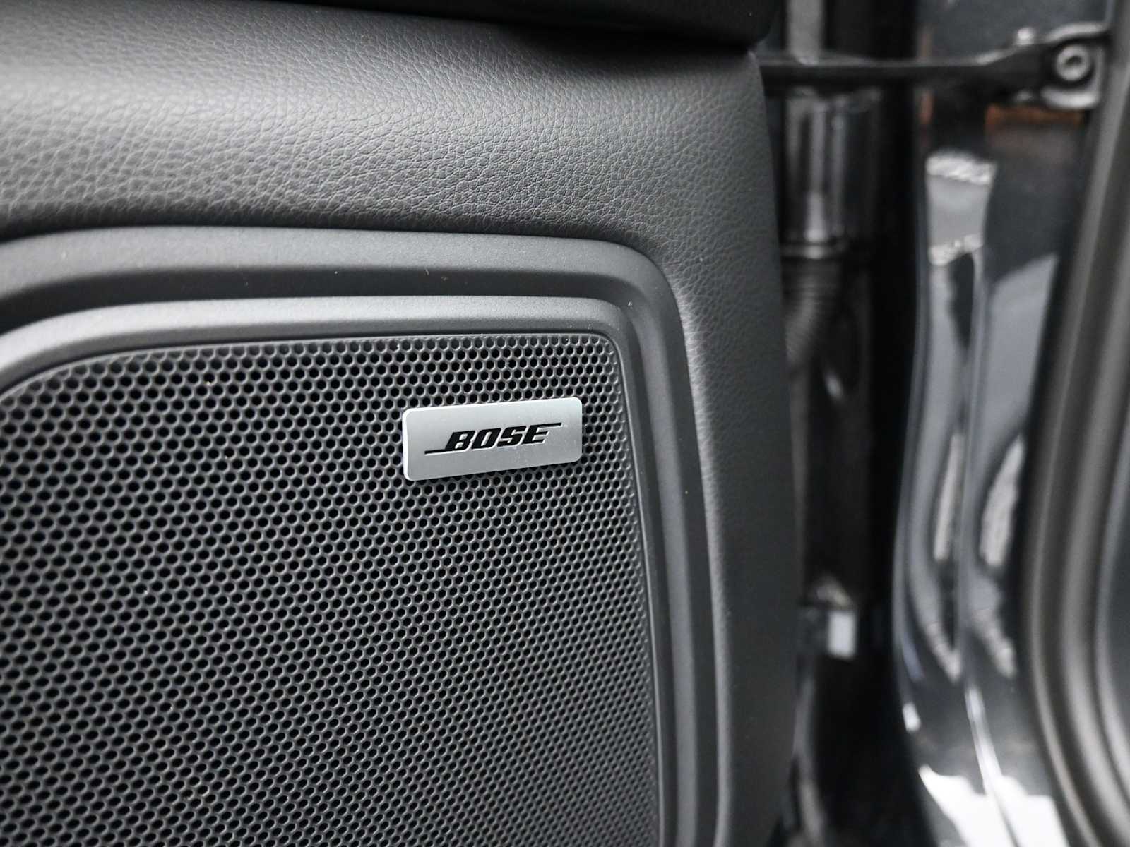 Thumbnail: 2025 Porsche Macan - 18