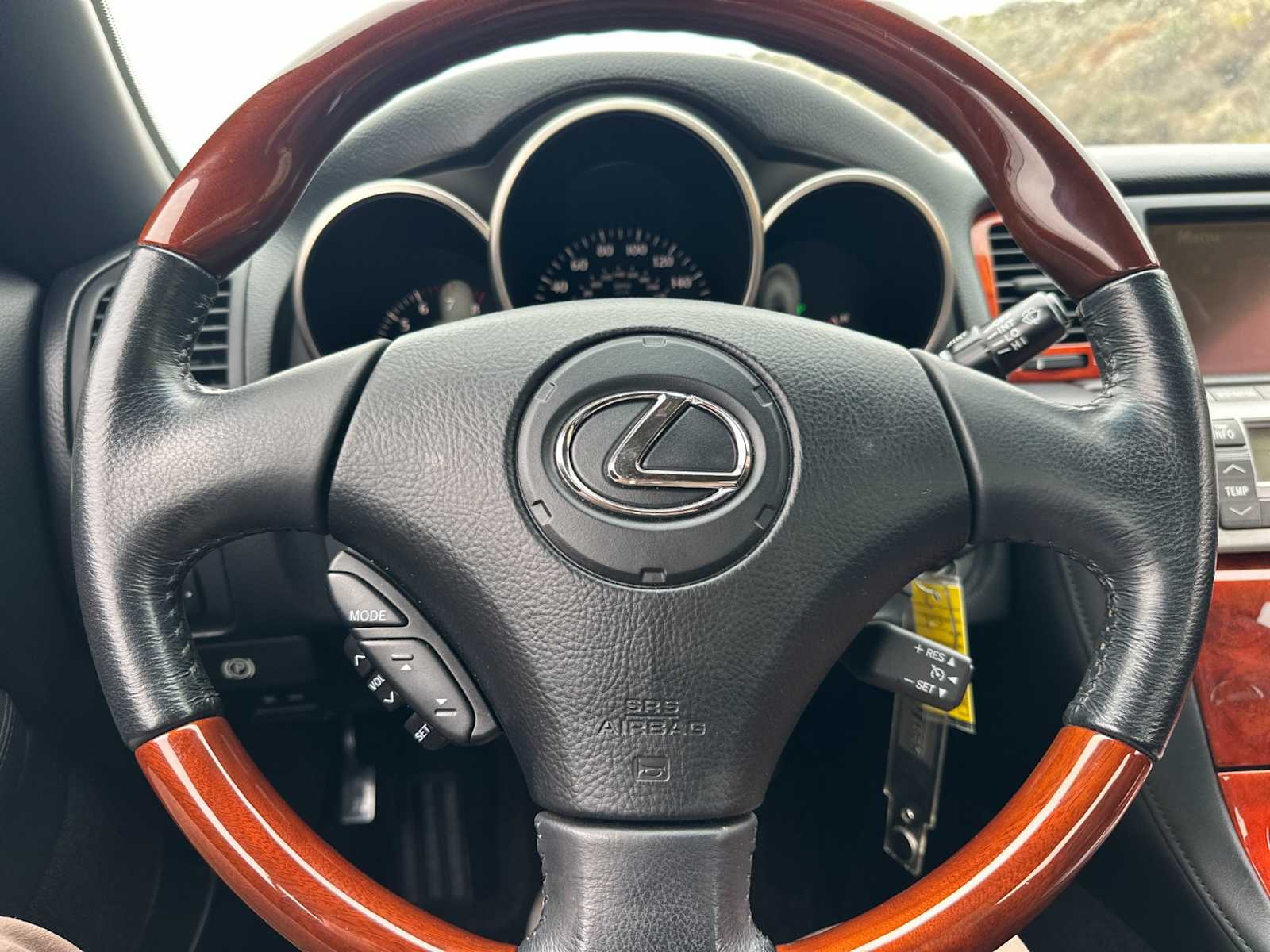 Thumbnail: 2006 Lexus SC - 23