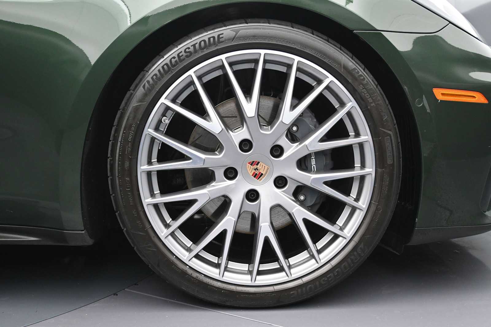 Thumbnail: 2026 Porsche Panamera - 22