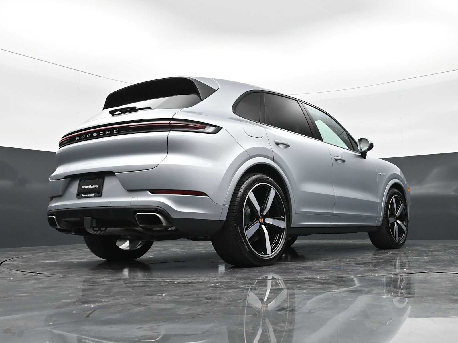 Thumbnail: 2026 Porsche Cayenne - 44